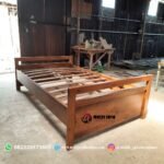 Dipan Tempat Tidur Anak Kayu Jati