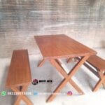 Set Meja dan Bangku Kayu Jati Minimalis