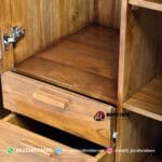 Lemari Pakaian Kayu Jati Premium 3 Pintu dengan Cermin