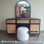 Meja Rias Jati Rotan